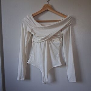 H&M White Off The Shoulder Wrap Bodysuit
